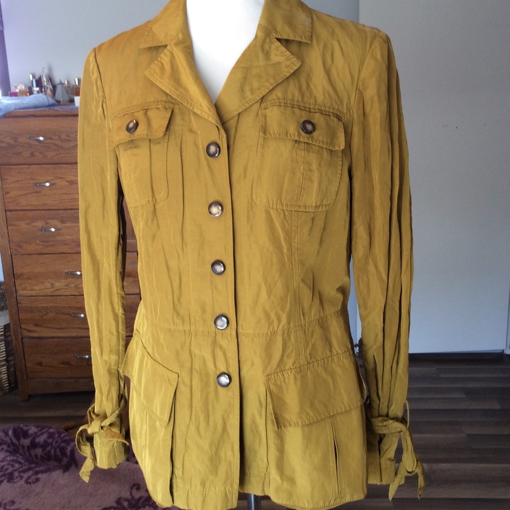 🌟Worth Mustard Light Jacket/Top🌟